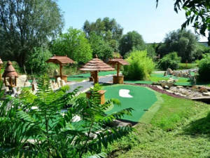 První putting golf v ČR v Úžicích